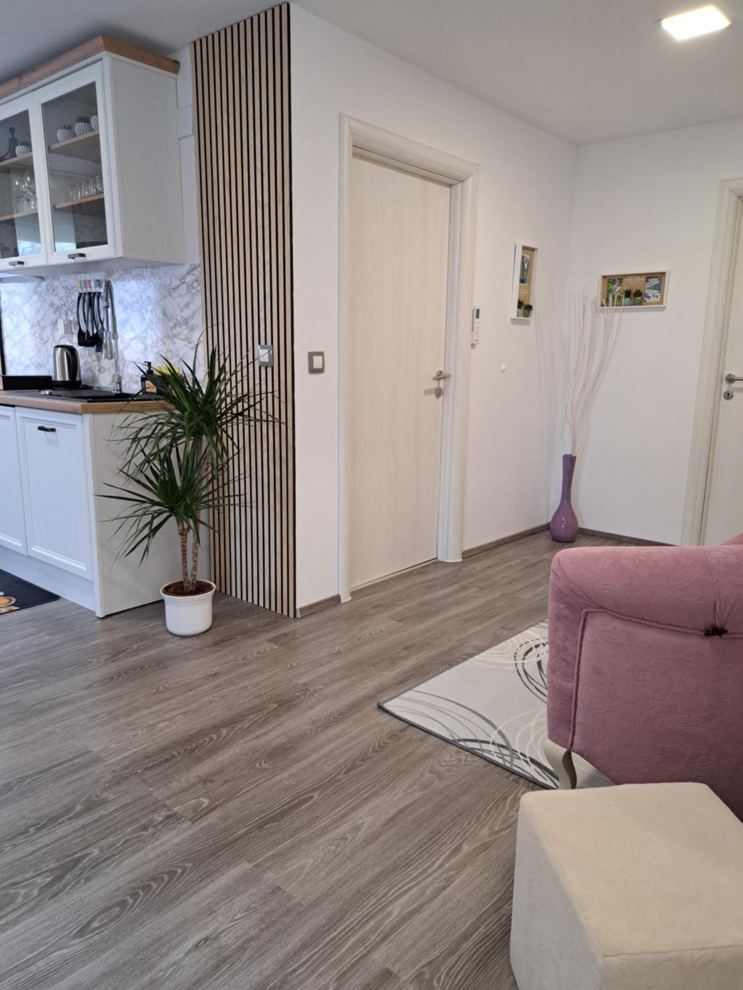 Apartmani Habibi Jalzabet المظهر الخارجي الصورة