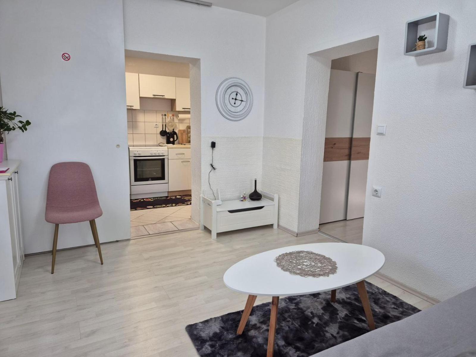 Apartmani Habibi Jalzabet المظهر الخارجي الصورة